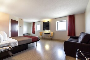 Motel 6 Kingston, ON