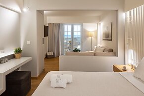 Atrium Hotel