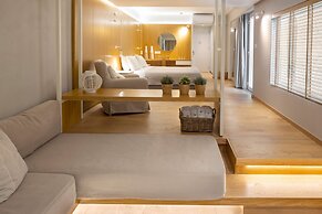 Atrium Hotel