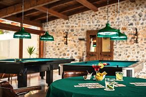 Atrium Hotel
