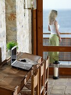 Atrium Hotel