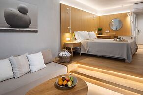Atrium Hotel