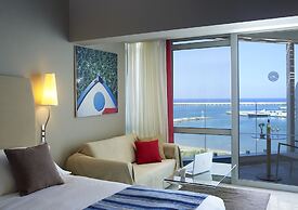 Kyma Suites Beach Hotel