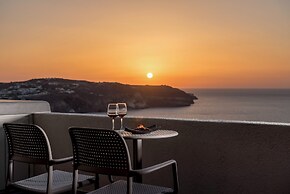 Caldera's Dolphin Suites