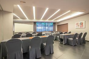 Hotel Granada by Pierre & Vacances