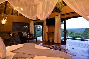 Zwahili Game Lodge & Spa