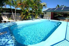 Dolphin Sands Holiday Villas