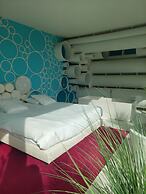 D-Hotel