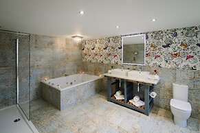 Lymestone Boutique Accommodation