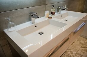 Lymestone Boutique Accommodation