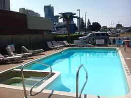 Rainbow Motor Inn - By the Falls
