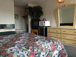 Rainbow Motor Inn - By the Falls