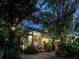 Ariyasomvilla