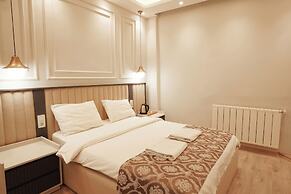 Ararat Hotel
