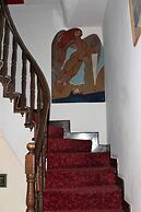 Ararat Hotel