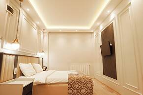 Ararat Hotel