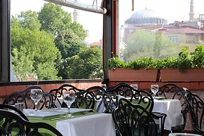 Ararat Hotel