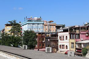 Ararat Hotel