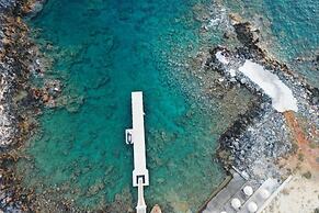 Kavos Hotel