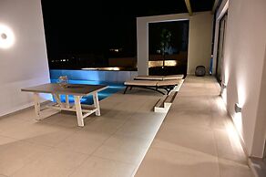 Kavos Hotel