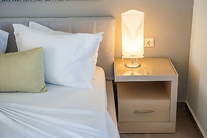 Kavos Hotel
