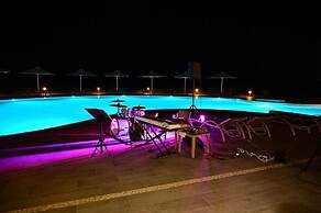 Kavos Hotel