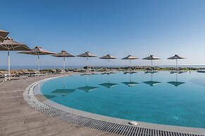 Kavos Hotel