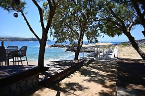Kavos Hotel