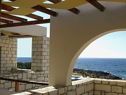 Kavos Hotel