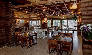 Logos hotel in Yad Hashmona