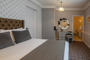 Dooly's Hotel