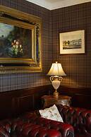 Dooly's Hotel