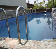 Eagle Bay Hotel