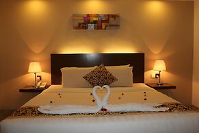 Eagle Bay Hotel