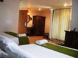 Eagle Bay Hotel