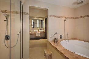 Avani Deira Dubai Hotel