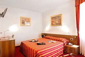 Hotel Sassella