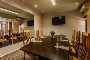 Singa Lodge - Lion Roars Hotels & Lodge