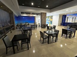 Costa Bahia Hotel & Convention Center