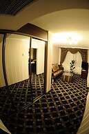 Mir Hotel In Rovno
