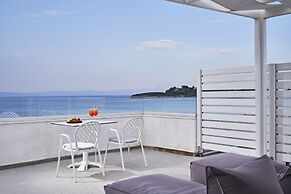 Antigoni Seaside Resort