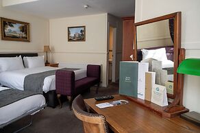 Antelope Hotel by Greene King Inns