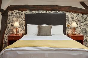 White Hart Hotel by Greene King Inns