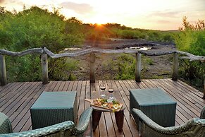 Motswiri Private Safari Lodge