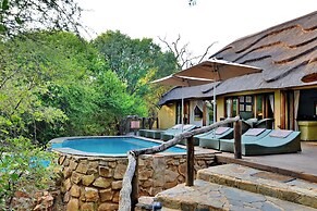 Motswiri Private Safari Lodge