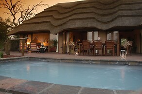 Motswiri Private Safari Lodge