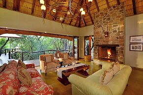 Motswiri Private Safari Lodge