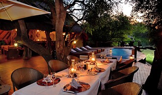 Motswiri Private Safari Lodge