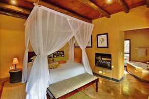 Motswiri Private Safari Lodge