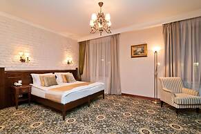 Tradition Hotel